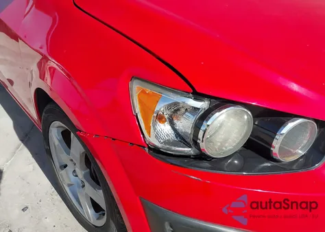 2015 Chevrolet Sonic Ltz Auto z USA, uszkodzony, nr VIN 1G1JE6SB3F4204454